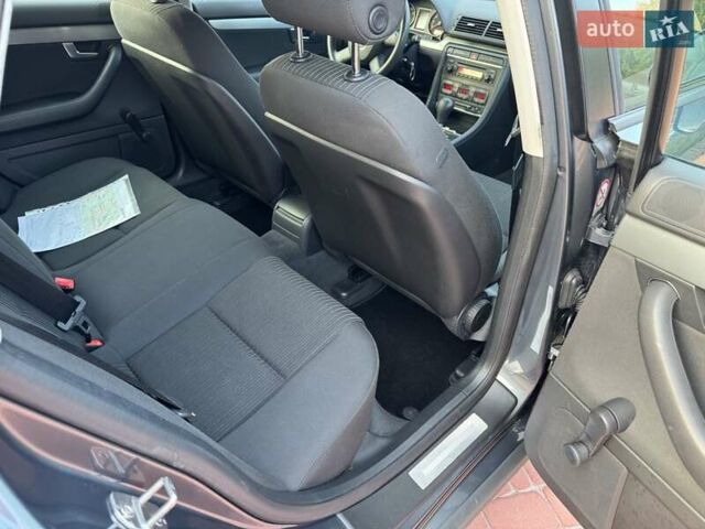 Сірий Ауді А4, об'ємом двигуна 2 л та пробігом 269 тис. км за 7400 $, фото 20 на Automoto.ua