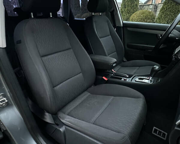 Серый Ауди А4, объемом двигателя 1.8 л и пробегом 209 тыс. км за 7000 $, фото 41 на Automoto.ua