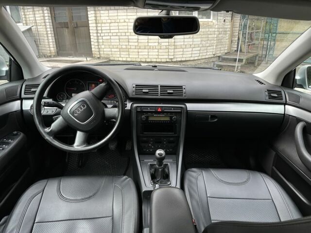 Серый Ауди А4, объемом двигателя 2 л и пробегом 310 тыс. км за 7800 $, фото 8 на Automoto.ua