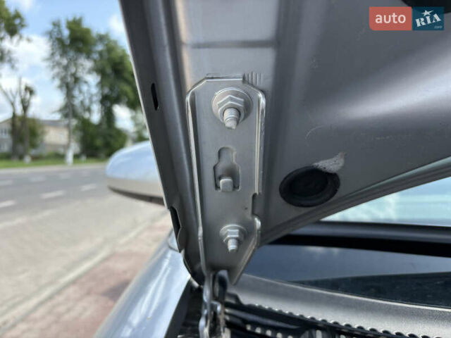 Серый Ауди А4, объемом двигателя 2 л и пробегом 239 тыс. км за 6999 $, фото 67 на Automoto.ua