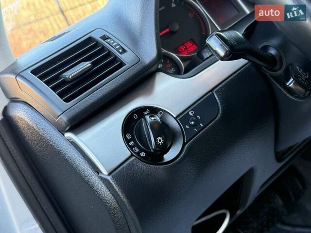 Серый Ауди А4, объемом двигателя 2 л и пробегом 358 тыс. км за 6200 $, фото 56 на Automoto.ua