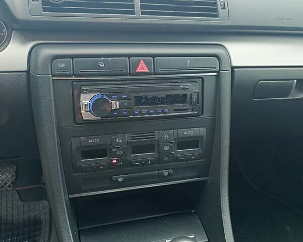 Серый Ауди А4, объемом двигателя 1.6 л и пробегом 212 тыс. км за 5500 $, фото 34 на Automoto.ua