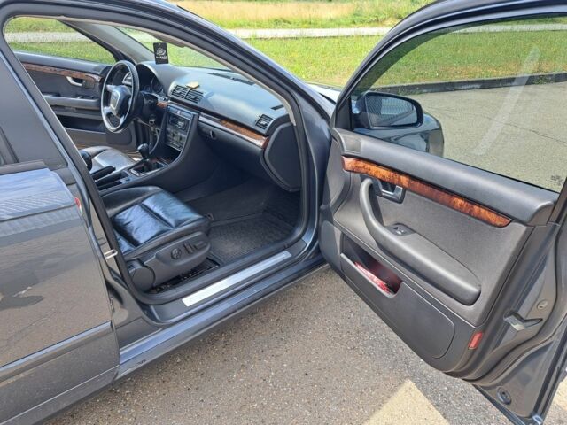Серый Ауди А4, объемом двигателя 2 л и пробегом 280 тыс. км за 5200 $, фото 14 на Automoto.ua