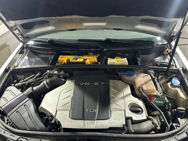 Сірий Ауді А4, об'ємом двигуна 2.7 л та пробігом 300 тис. км за 6000 $, фото 7 на Automoto.ua