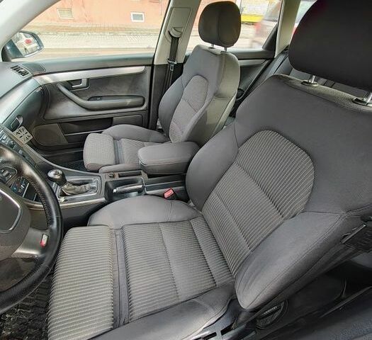 Серый Ауди А4, объемом двигателя 1.9 л и пробегом 284 тыс. км за 3500 $, фото 4 на Automoto.ua