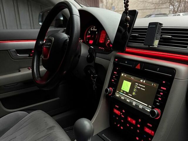 Серый Ауди А4, объемом двигателя 2 л и пробегом 240 тыс. км за 7500 $, фото 9 на Automoto.ua
