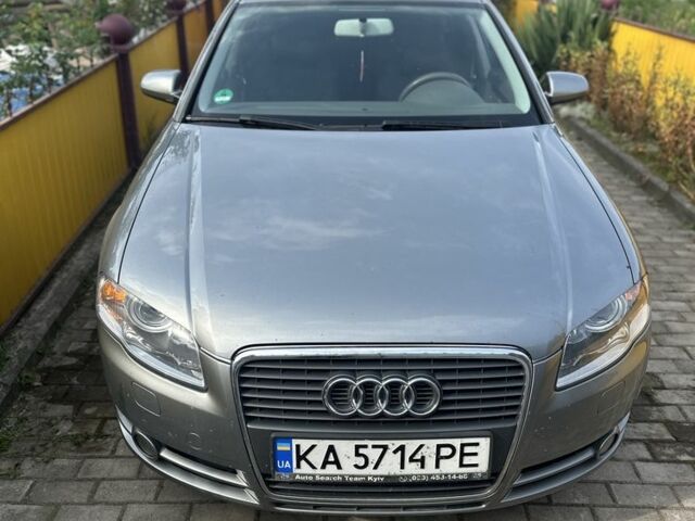 Серый Ауди А4, объемом двигателя 2 л и пробегом 270 тыс. км за 8200 $, фото 2 на Automoto.ua