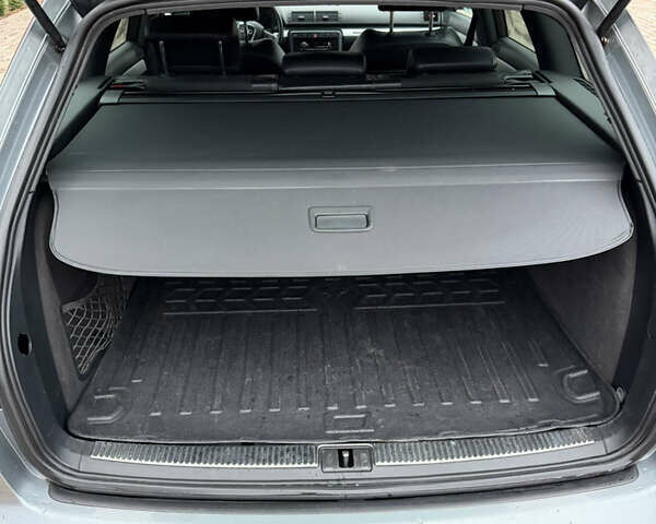 Сірий Ауді А4, об'ємом двигуна 2 л та пробігом 280 тис. км за 7399 $, фото 22 на Automoto.ua