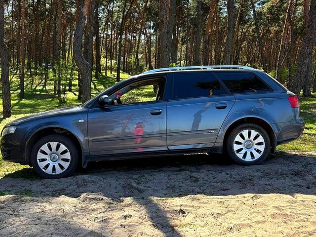 Серый Ауди А4, объемом двигателя 2 л и пробегом 350 тыс. км за 7000 $, фото 5 на Automoto.ua