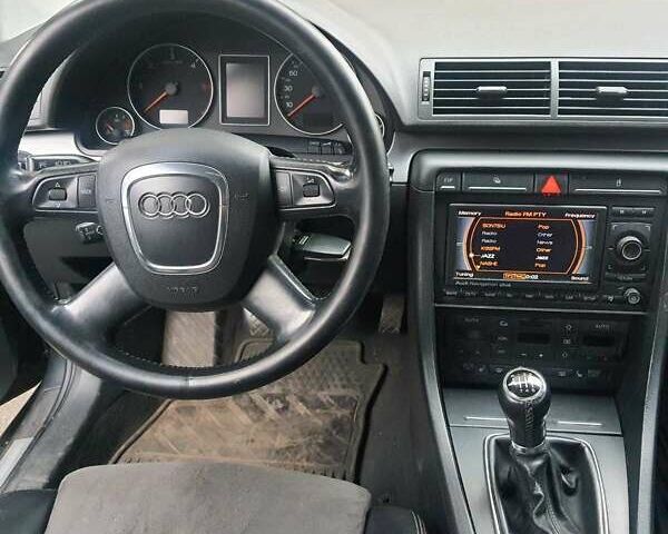 Серый Ауди А4, объемом двигателя 2 л и пробегом 310 тыс. км за 7700 $, фото 13 на Automoto.ua
