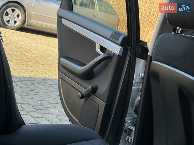 Серый Ауди А4, объемом двигателя 2 л и пробегом 358 тыс. км за 6200 $, фото 39 на Automoto.ua