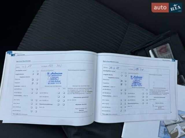 Сірий Ауді А4, об'ємом двигуна 2 л та пробігом 269 тис. км за 7400 $, фото 32 на Automoto.ua