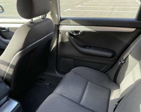 Ауді А4 2006 у Києві на Automoto.ua Сірий Ауді А4, об'ємом двигуна 1.8 л та пробігом 194 тис. км за 7800 $, фото 6 на Automoto.ua