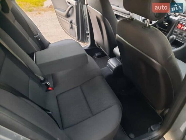 Серый Ауди А4, объемом двигателя 2 л и пробегом 229 тыс. км за 7990 $, фото 63 на Automoto.ua
