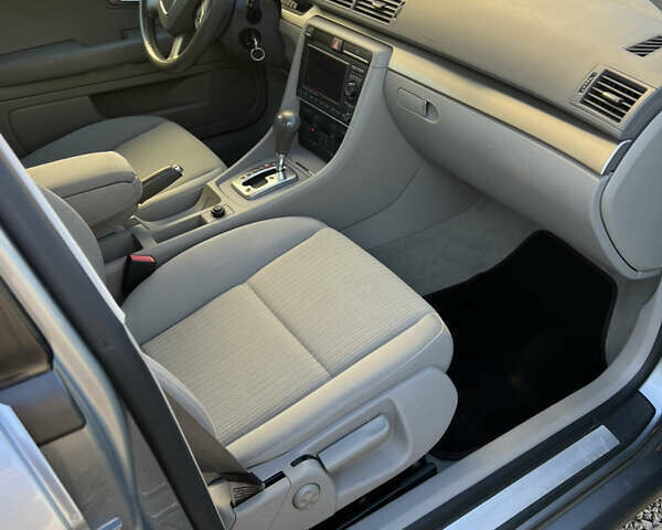 Серый Ауди А4, объемом двигателя 1.98 л и пробегом 187 тыс. км за 6600 $, фото 8 на Automoto.ua