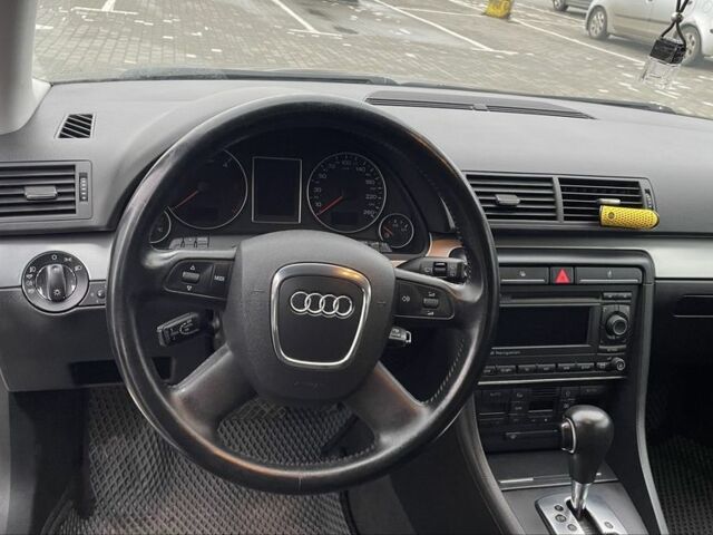 Сірий Ауді А4, об'ємом двигуна 2 л та пробігом 338 тис. км за 7000 $, фото 10 на Automoto.ua
