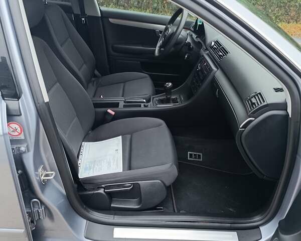 Серый Ауди А4, объемом двигателя 1.6 л и пробегом 212 тыс. км за 5500 $, фото 44 на Automoto.ua