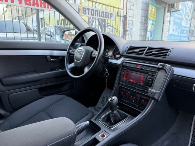 Сірий Ауді А4, об'ємом двигуна 1.9 л та пробігом 358 тис. км за 6300 $, фото 22 на Automoto.ua