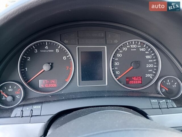 Сірий Ауді А4, об'ємом двигуна 1.6 л та пробігом 203 тис. км за 5499 $, фото 22 на Automoto.ua