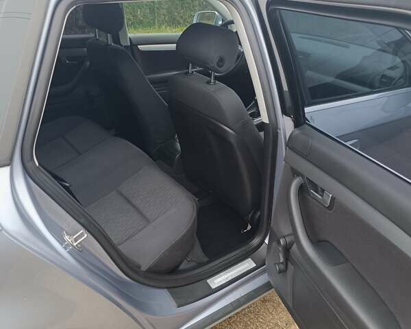 Серый Ауди А4, объемом двигателя 1.6 л и пробегом 212 тыс. км за 5500 $, фото 45 на Automoto.ua