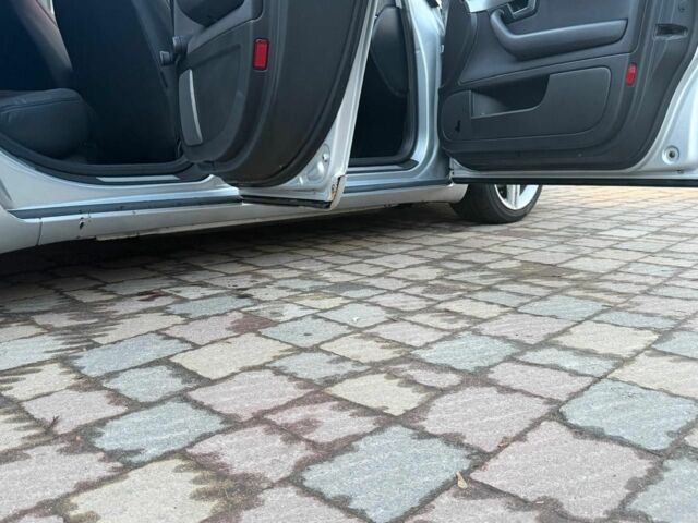 Серый Ауди А4, объемом двигателя 0 л и пробегом 370 тыс. км за 3089 $, фото 8 на Automoto.ua