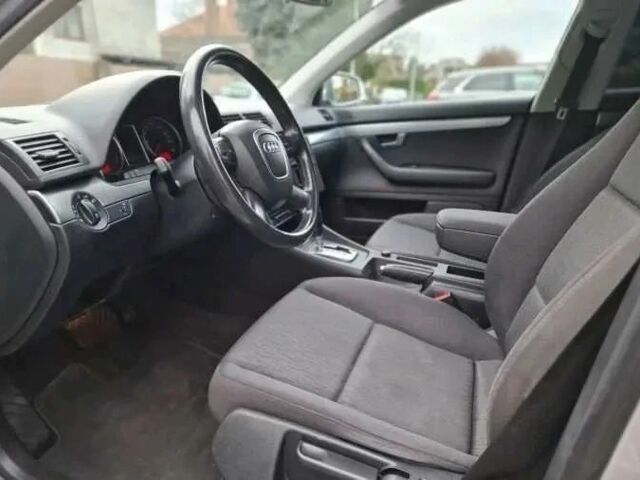 Серый Ауди А4, объемом двигателя 2 л и пробегом 275 тыс. км за 2300 $, фото 7 на Automoto.ua