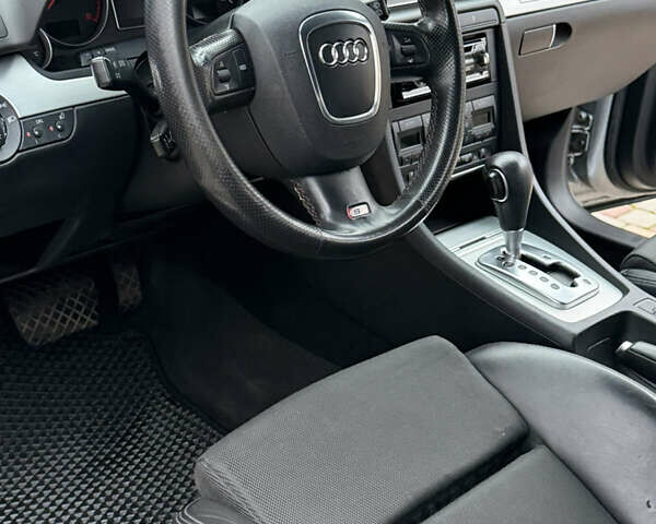 Сірий Ауді А4, об'ємом двигуна 2 л та пробігом 280 тис. км за 7399 $, фото 13 на Automoto.ua