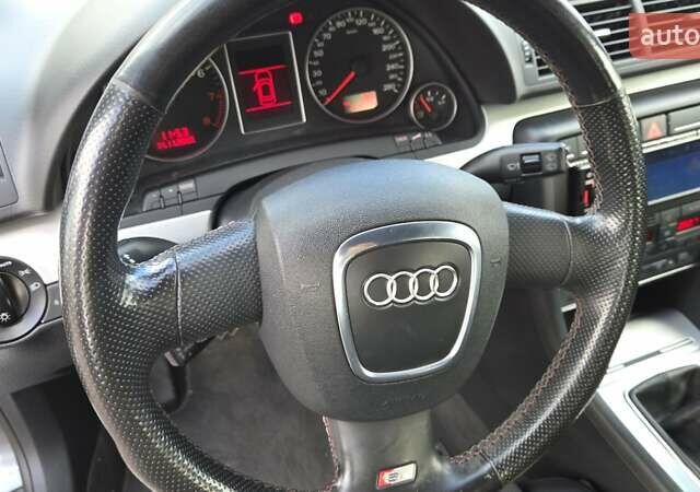 Сірий Ауді А4, об'ємом двигуна 2 л та пробігом 232 тис. км за 7200 $, фото 43 на Automoto.ua