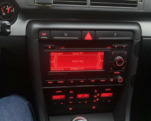 Серый Ауди А4, объемом двигателя 1.98 л и пробегом 223 тыс. км за 7500 $, фото 15 на Automoto.ua