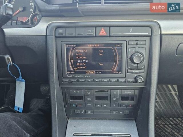 Серый Ауди А4, объемом двигателя 1.8 л и пробегом 217 тыс. км за 8599 $, фото 7 на Automoto.ua
