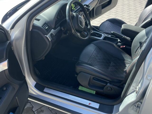 Сірий Ауді А4, об'ємом двигуна 2 л та пробігом 275 тис. км за 6999 $, фото 14 на Automoto.ua