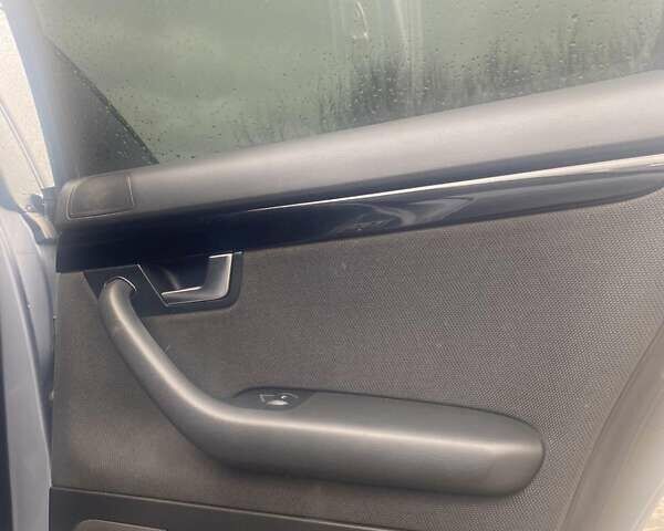 Ауди А4 2007 в Кременчуге на Automoto.ua Серый Ауди А4, объемом двигателя 1.97 л и пробегом 290 тыс. км за 8500 $, фото 6 на Automoto.ua
