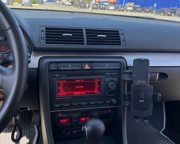 Серый Ауди А4, объемом двигателя 2 л и пробегом 185 тыс. км за 8650 $, фото 7 на Automoto.ua
