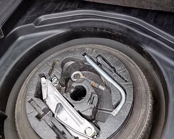 Сірий Ауді А4, об'ємом двигуна 1.6 л та пробігом 228 тис. км за 6999 $, фото 13 на Automoto.ua