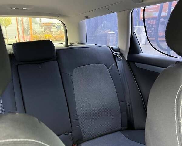 Сірий Ауді А4, об'ємом двигуна 1.97 л та пробігом 299 тис. км за 6300 $, фото 11 на Automoto.ua