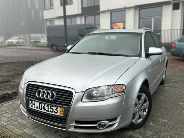 Серый Ауди А4, объемом двигателя 2 л и пробегом 271 тыс. км за 3399 $, фото 1 на Automoto.ua