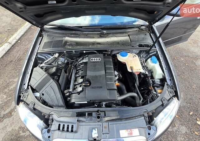 Сірий Ауді А4, об'ємом двигуна 2 л та пробігом 232 тис. км за 7200 $, фото 53 на Automoto.ua