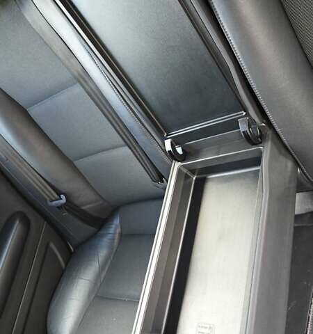 Сірий Ауді А4, об'ємом двигуна 2 л та пробігом 232 тис. км за 7200 $, фото 35 на Automoto.ua