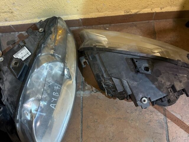 Серый Ауди А4, объемом двигателя 2 л и пробегом 300 тыс. км за 4900 $, фото 6 на Automoto.ua