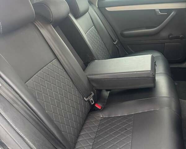 Сірий Ауді А4, об'ємом двигуна 2 л та пробігом 304 тис. км за 8200 $, фото 17 на Automoto.ua