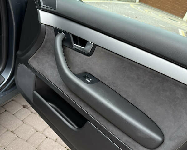 Серый Ауди А4, объемом двигателя 2 л и пробегом 365 тыс. км за 6850 $, фото 32 на Automoto.ua