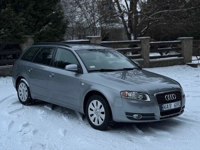Серый Ауди А4, объемом двигателя 2 л и пробегом 290 тыс. км за 3900 $, фото 1 на Automoto.ua