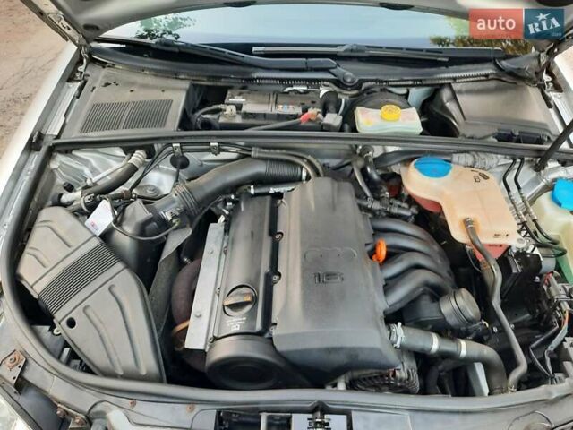 Сірий Ауді А4, об'ємом двигуна 1.6 л та пробігом 247 тис. км за 7750 $, фото 99 на Automoto.ua