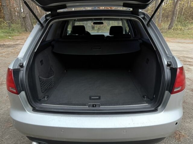 Серый Ауди А4, объемом двигателя 2 л и пробегом 400 тыс. км за 3100 $, фото 11 на Automoto.ua