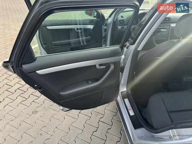 Серый Ауди А4, объемом двигателя 1.6 л и пробегом 261 тыс. км за 6500 $, фото 18 на Automoto.ua