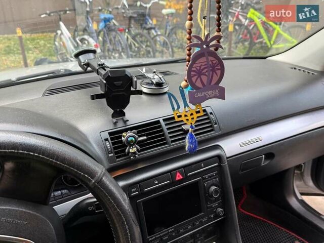 Сірий Ауді А4, об'ємом двигуна 2 л та пробігом 300 тис. км за 7500 $, фото 5 на Automoto.ua