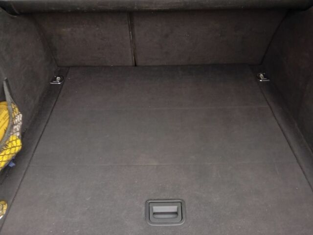 Сірий Ауді А4, об'ємом двигуна 1.6 л та пробігом 228 тис. км за 6999 $, фото 10 на Automoto.ua