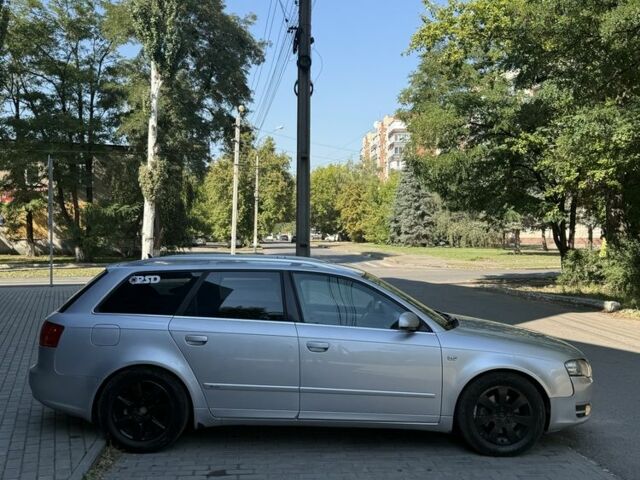 Сірий Ауді А4, об'ємом двигуна 2 л та пробігом 350 тис. км за 4000 $, фото 3 на Automoto.ua