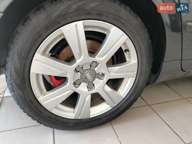 Серый Ауди А4, объемом двигателя 2.7 л и пробегом 342 тыс. км за 6700 $, фото 11 на Automoto.ua