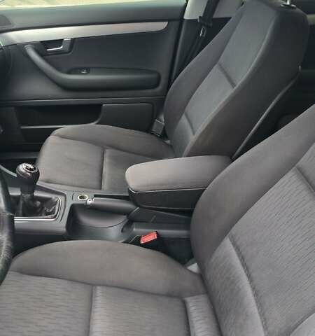 Сірий Ауді А4, об'ємом двигуна 2 л та пробігом 357 тис. км за 6999 $, фото 7 на Automoto.ua